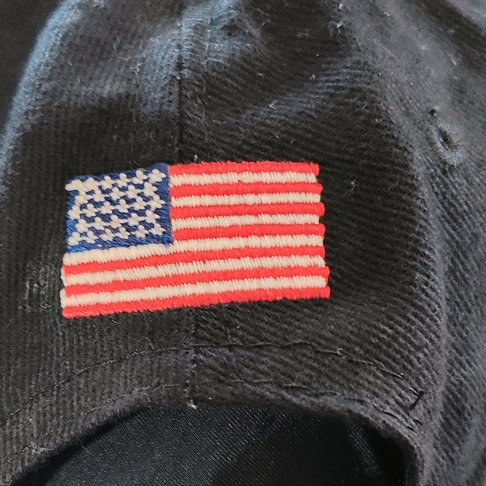 Black and Gold Women's Hat - Picture 3 of 6